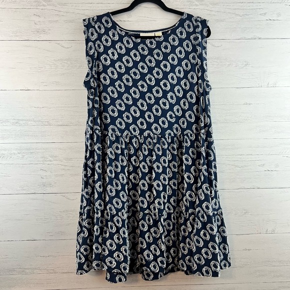 Maeve Dresses & Skirts - Maeve Lisanne Textured Dot Sleeveless Pocket Dress Size M